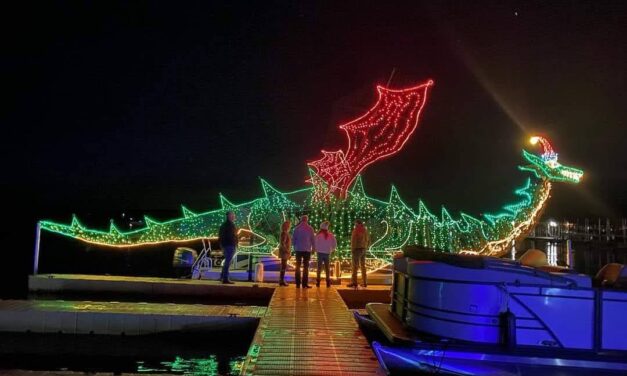 Annual LABP Lighted Boat Parade Draws Hundreds To Lake