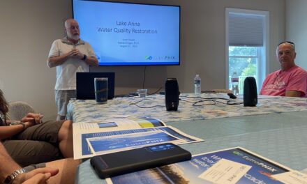 Lake Leaders Gather For Algae Mitigation Presentation