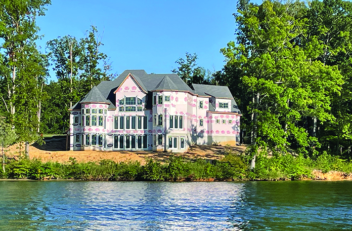 Lakehouse&Land: Realtor Predicts Home Values To Level Out, Sales Rise In 2026
